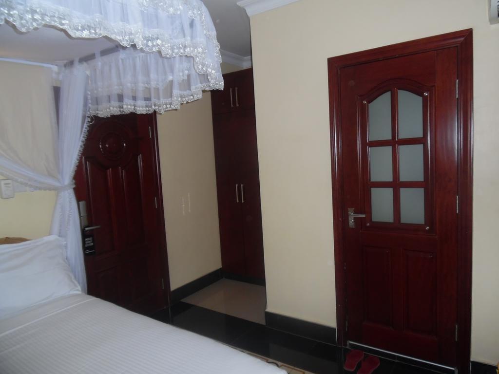 Lantana Hotel Dar es Salaam Exterior photo